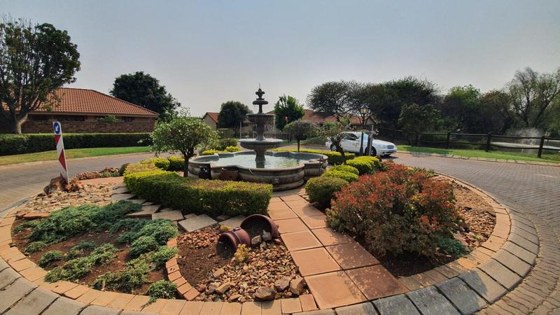 2 Bedroom Property for Sale in Montana Tuine Gauteng