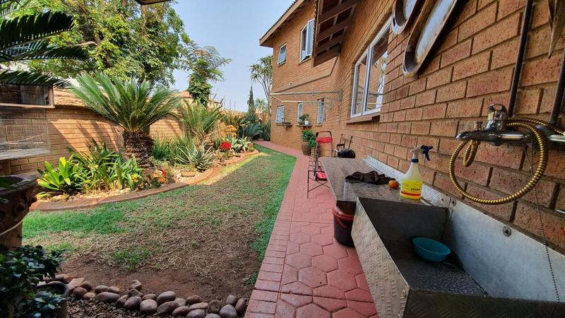 3 Bedroom Property for Sale in Montana Tuine Gauteng