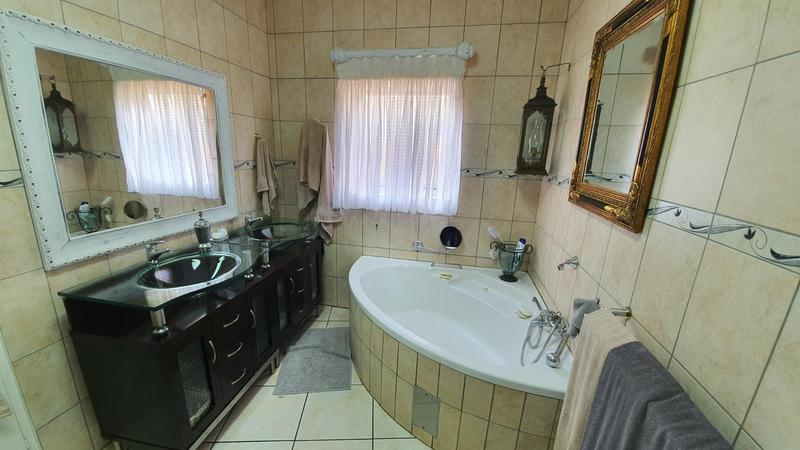 3 Bedroom Property for Sale in Montana Tuine Gauteng