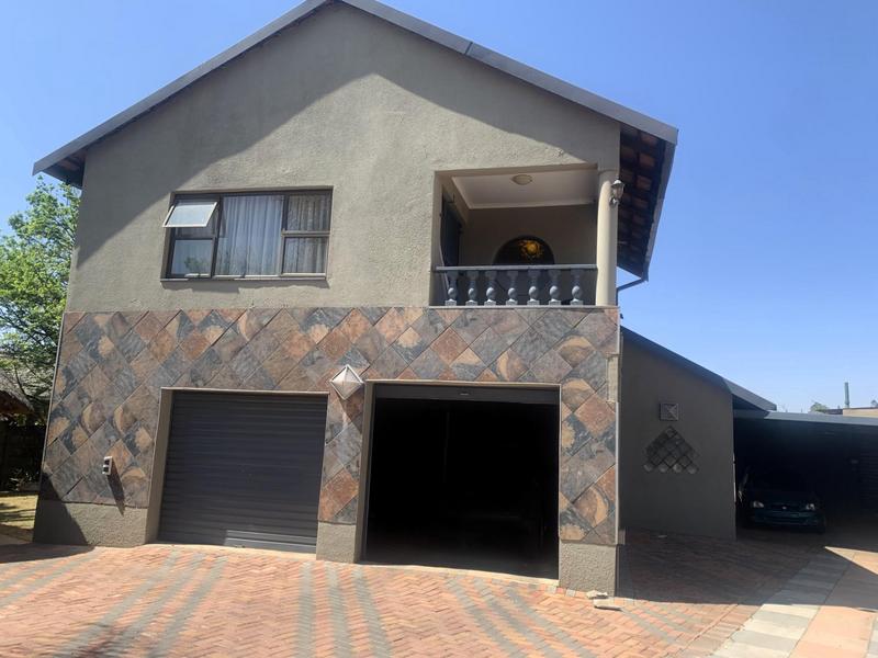 4 Bedroom Property for Sale in Van Dyk Park Gauteng