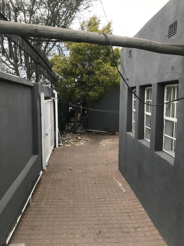 To Let 2 Bedroom Property for Rent in Kensington Gauteng