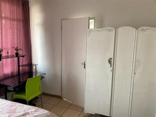 To Let 1 Bedroom Property for Rent in Kensington Gauteng