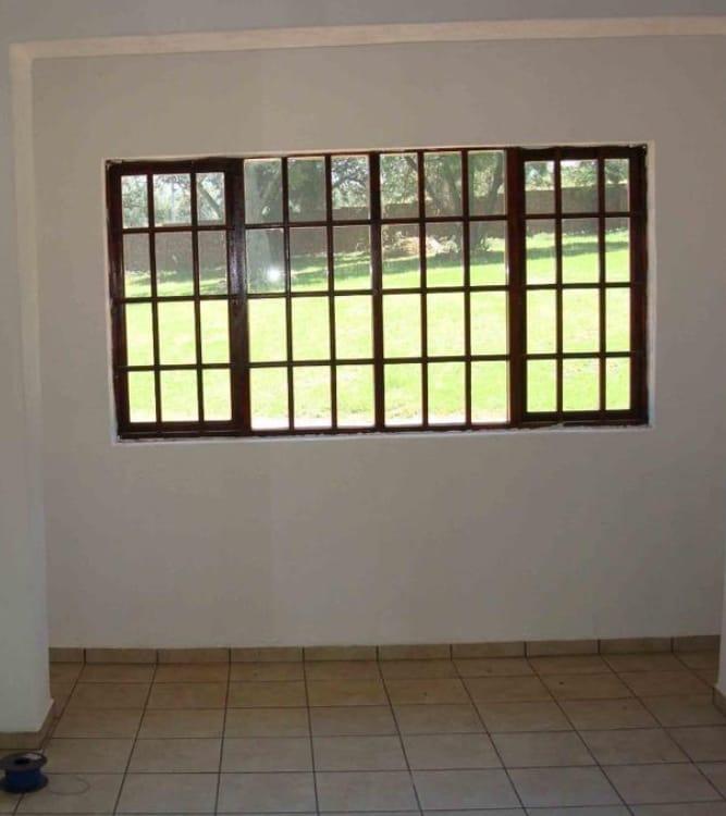 To Let 3 Bedroom Property for Rent in Woodmead Gauteng