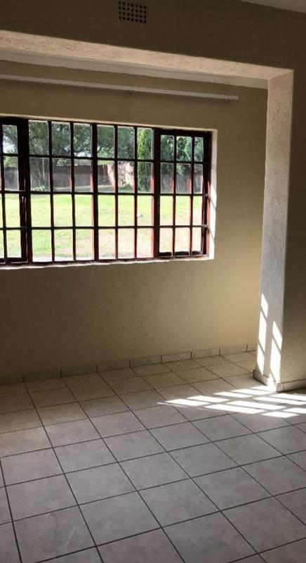 To Let 3 Bedroom Property for Rent in Woodmead Gauteng