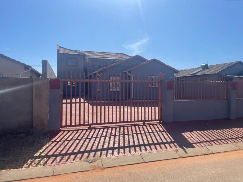 To Let 3 Bedroom Property for Rent in Protea Glen Gauteng