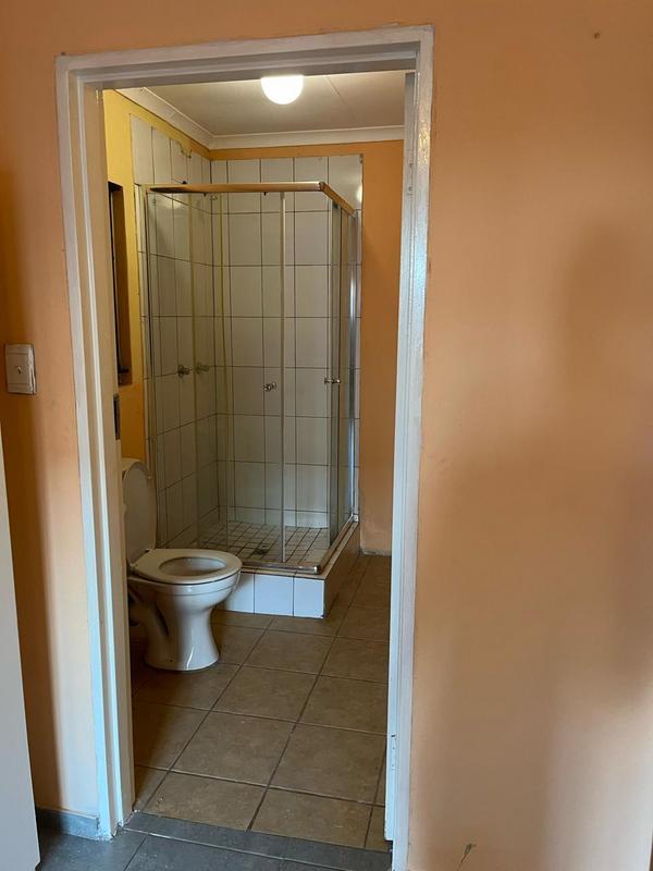 To Let 3 Bedroom Property for Rent in Protea Glen Gauteng