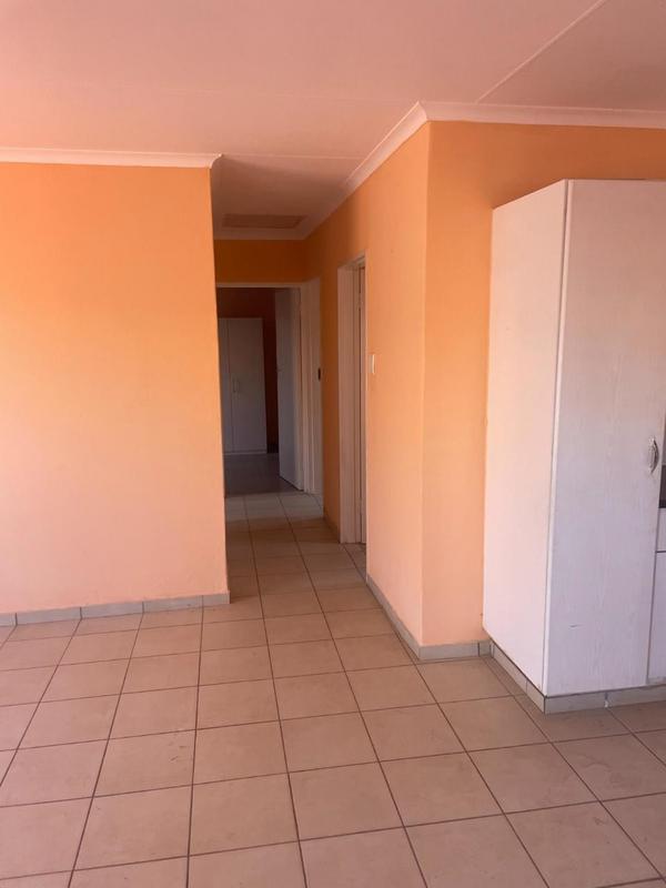 To Let 3 Bedroom Property for Rent in Protea Glen Gauteng