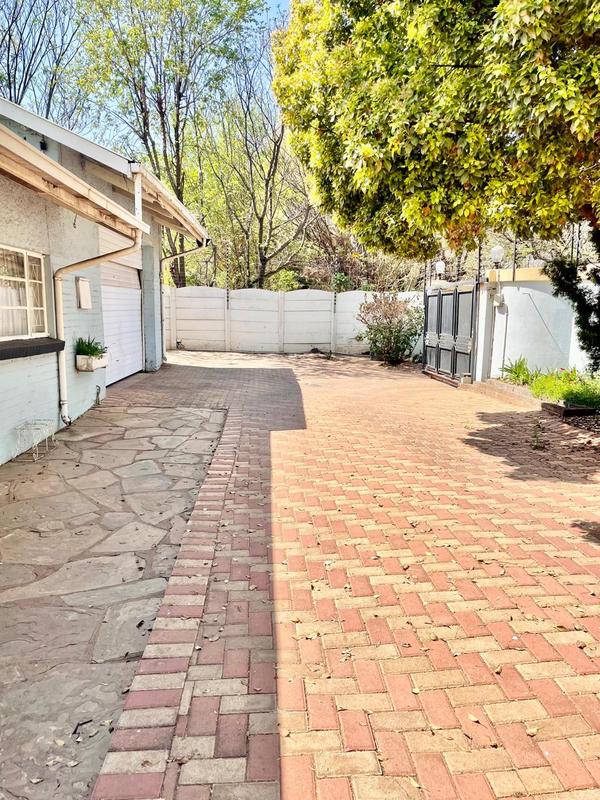 3 Bedroom Property for Sale in Wychwood Gauteng