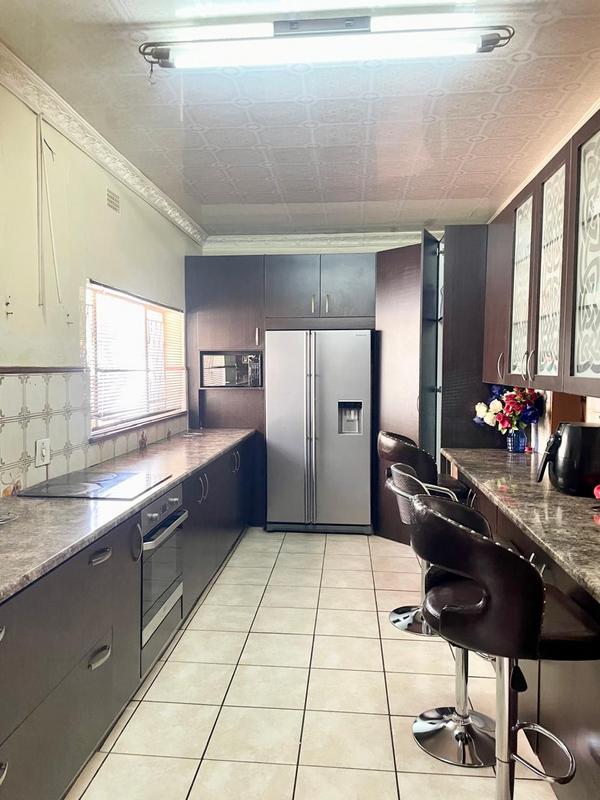 3 Bedroom Property for Sale in Wychwood Gauteng