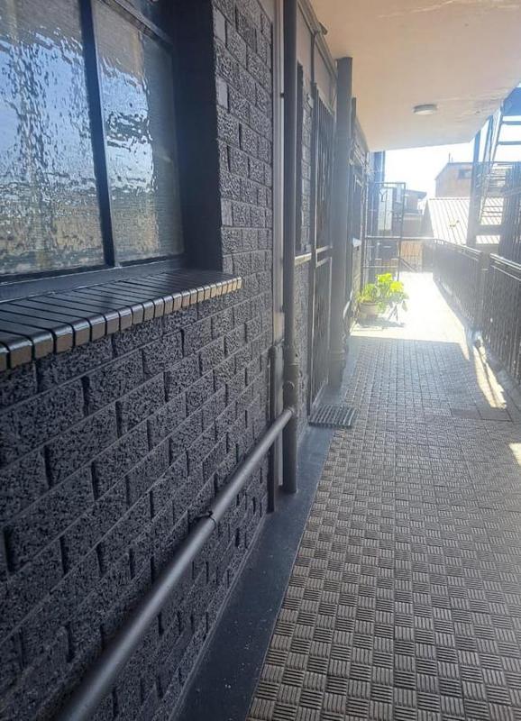 2 Bedroom Property for Sale in Edenvale Gauteng