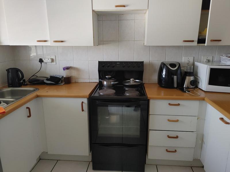 To Let 2 Bedroom Property for Rent in Vorna Valley Gauteng