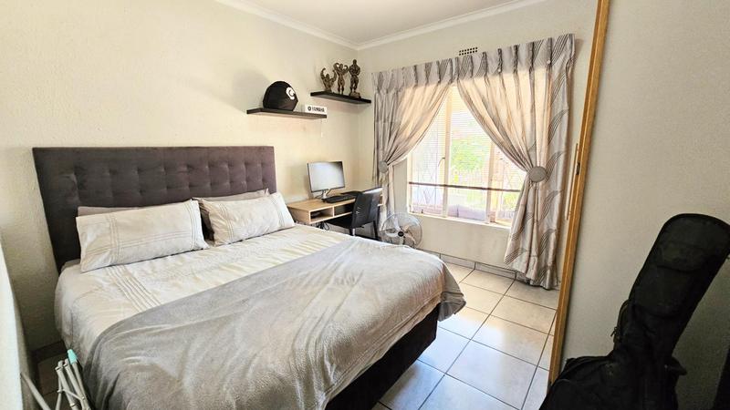 1 Bedroom Property for Sale in Eden Glen Gauteng