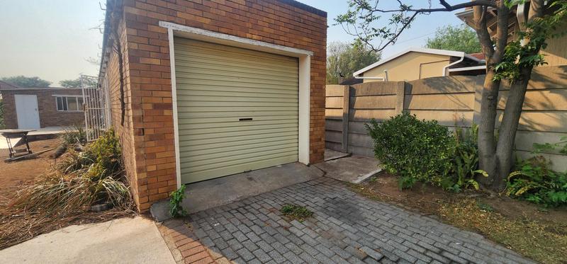 3 Bedroom Property for Sale in Cinderella Gauteng