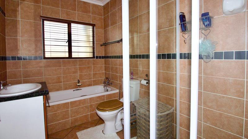 3 Bedroom Property for Sale in Rietvlei Ridge Country Estate Gauteng