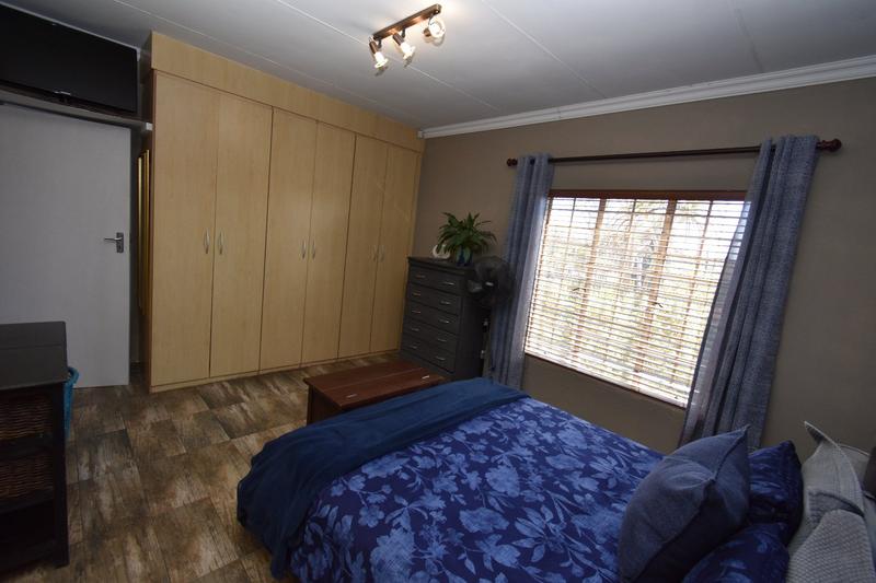 2 Bedroom Property for Sale in Kenmare Gauteng