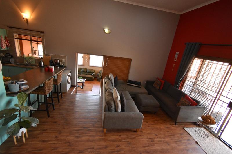 2 Bedroom Property for Sale in Kenmare Gauteng