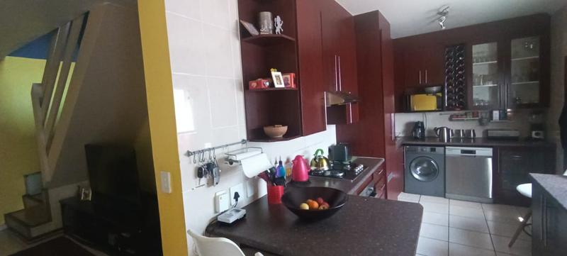 To Let 3 Bedroom Property for Rent in Ruimsig A H Gauteng