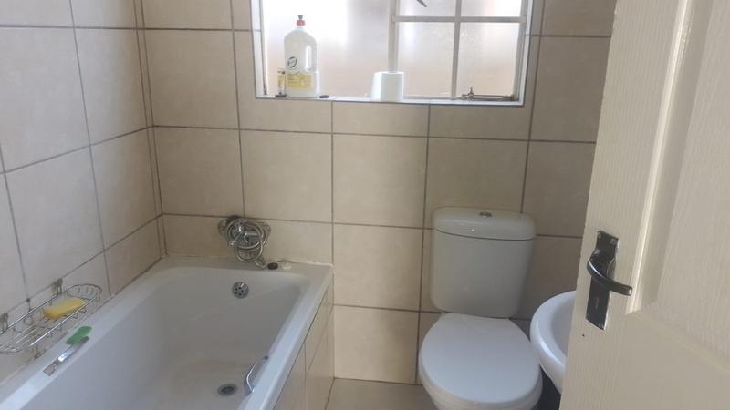 3 Bedroom Property for Sale in Mohlakeng Gauteng