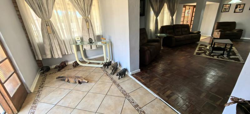 4 Bedroom Property for Sale in Florida North Gauteng