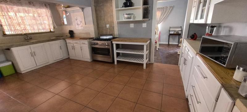 4 Bedroom Property for Sale in Florida North Gauteng