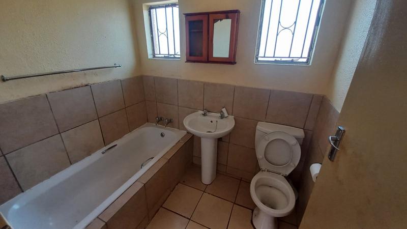 2 Bedroom Property for Sale in Philip Nel Park Gauteng