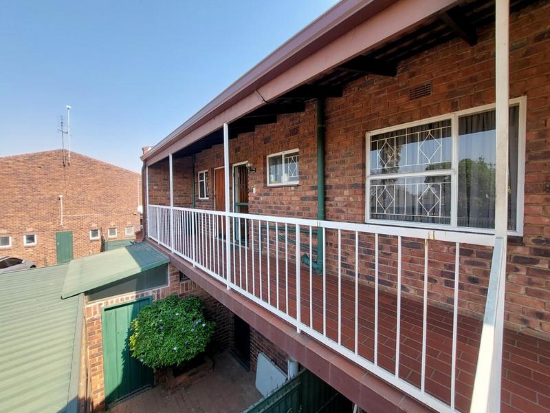 To Let 2 Bedroom Property for Rent in Dayanglen Gauteng