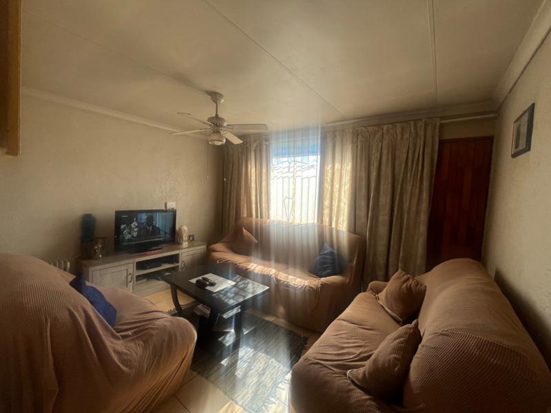 4 Bedroom Property for Sale in Vosloorus Gauteng