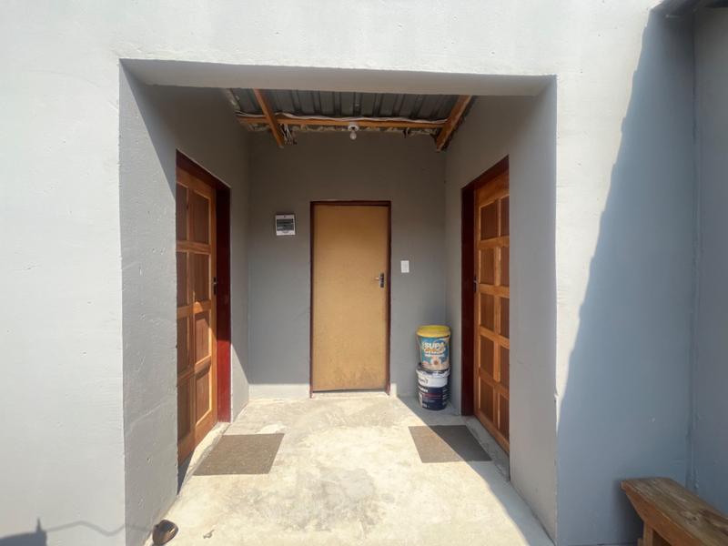 4 Bedroom Property for Sale in Vosloorus Gauteng