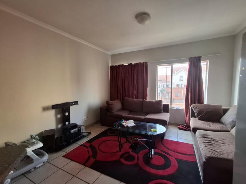 2 Bedroom Property for Sale in The Orchards Gauteng