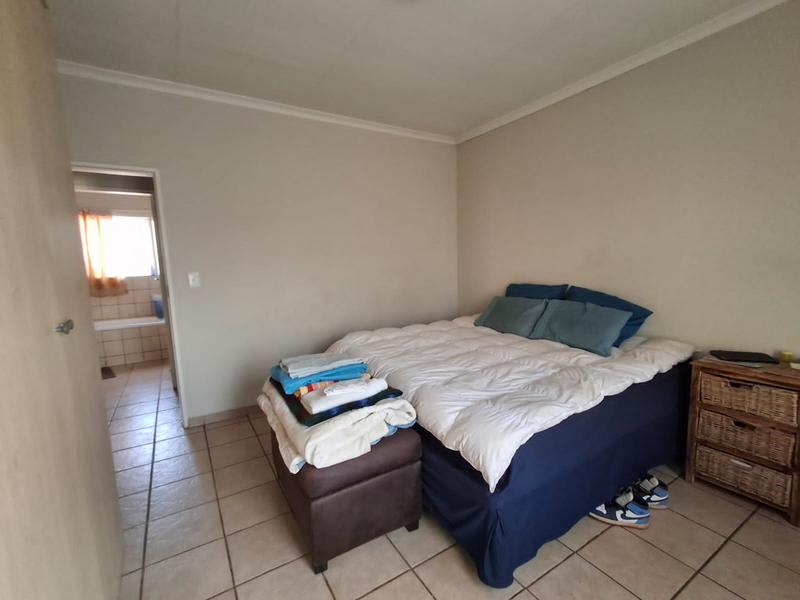 2 Bedroom Property for Sale in The Orchards Gauteng