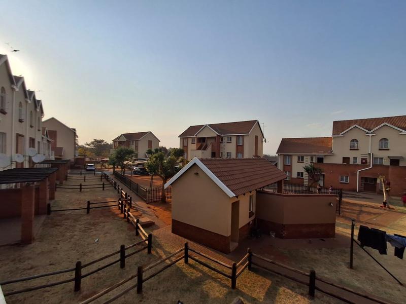 2 Bedroom Property for Sale in The Orchards Gauteng