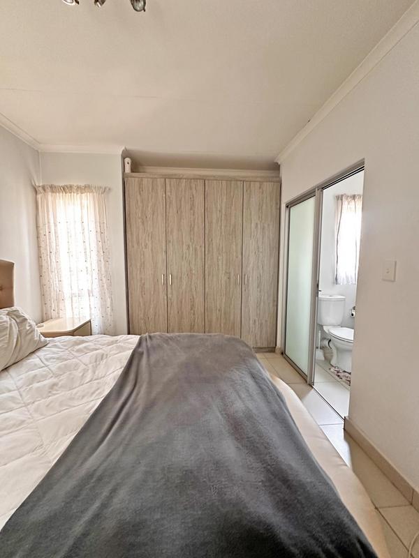 To Let 2 Bedroom Property for Rent in Magaliessig Gauteng