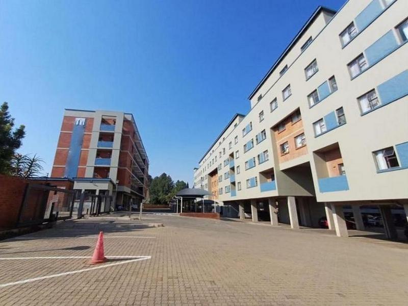 1 Bedroom Property for Sale in Die Hoewes Gauteng