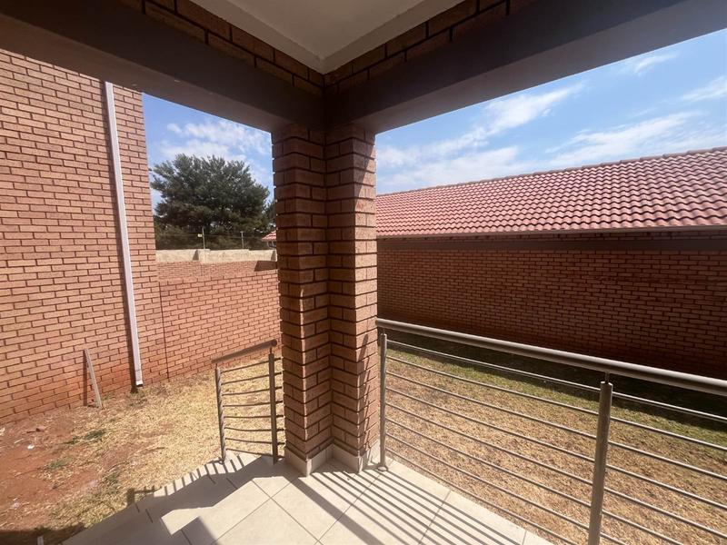 To Let 2 Bedroom Property for Rent in Mooikloof Gauteng