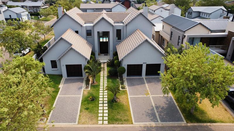 4 Bedroom Property for Sale in Copperleaf Estate Gauteng