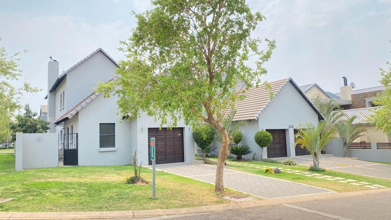 4 Bedroom Property for Sale in Copperleaf Estate Gauteng