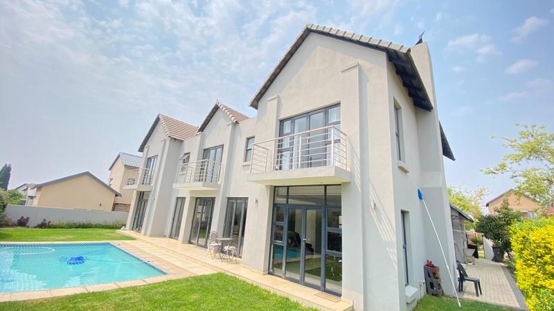 4 Bedroom Property for Sale in Copperleaf Estate Gauteng