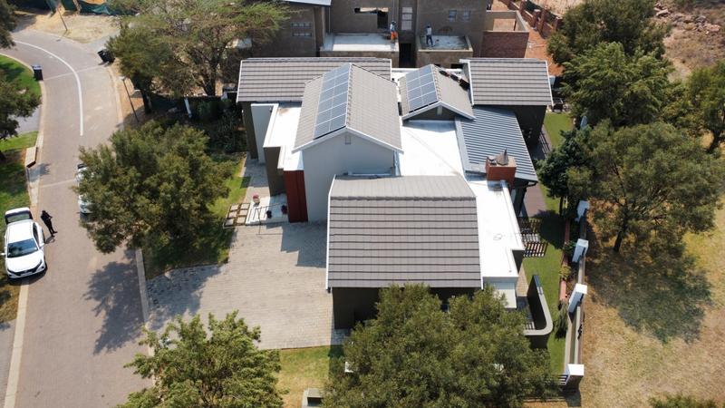 3 Bedroom Property for Sale in Copperleaf Estate Gauteng