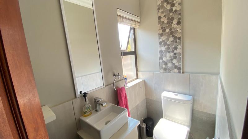 3 Bedroom Property for Sale in Copperleaf Estate Gauteng