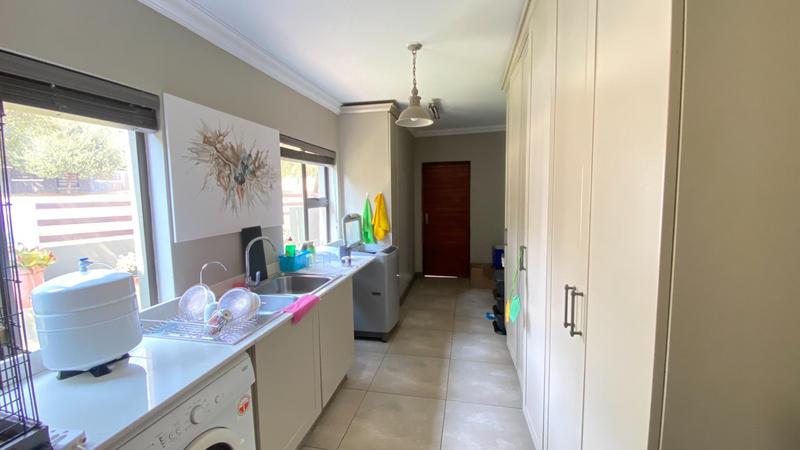 3 Bedroom Property for Sale in Copperleaf Estate Gauteng