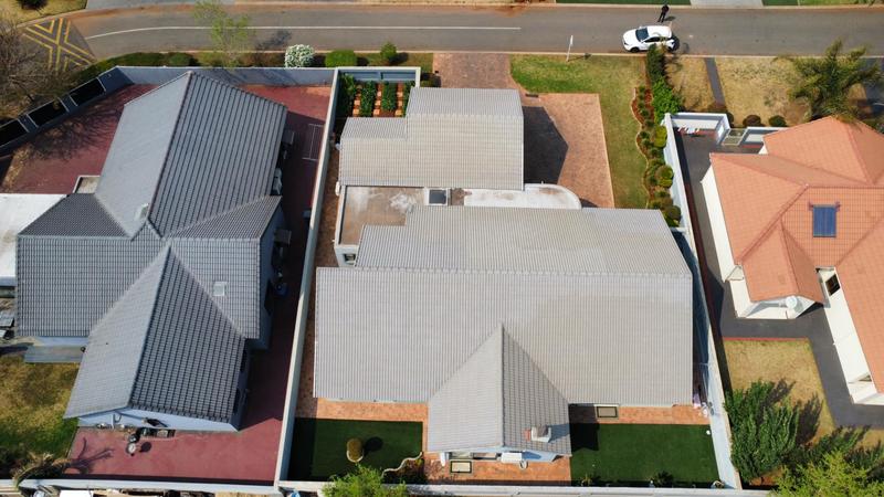 4 Bedroom Property for Sale in Raslouw Glen Gauteng