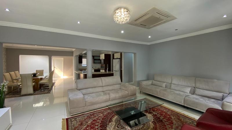 4 Bedroom Property for Sale in Raslouw Glen Gauteng