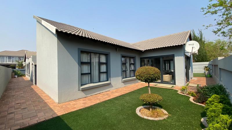 4 Bedroom Property for Sale in Raslouw Glen Gauteng