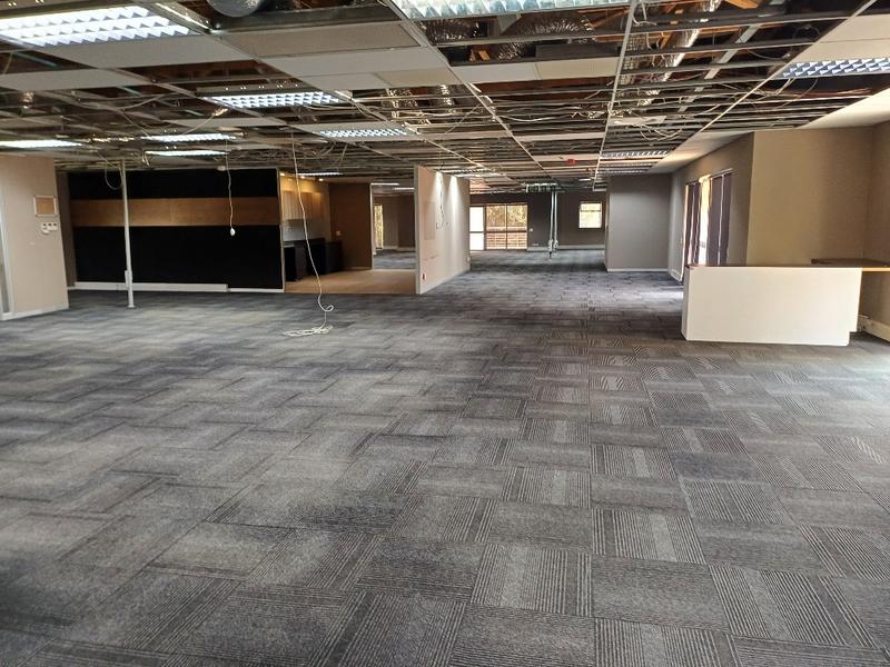 To Let commercial Property for Rent in Die Hoewes Gauteng