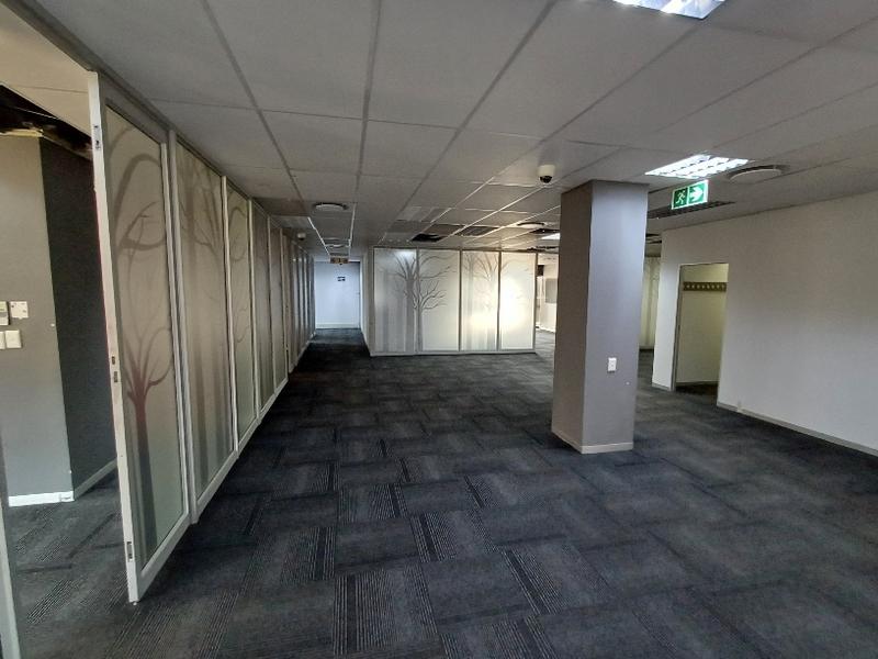 To Let commercial Property for Rent in Die Hoewes Gauteng