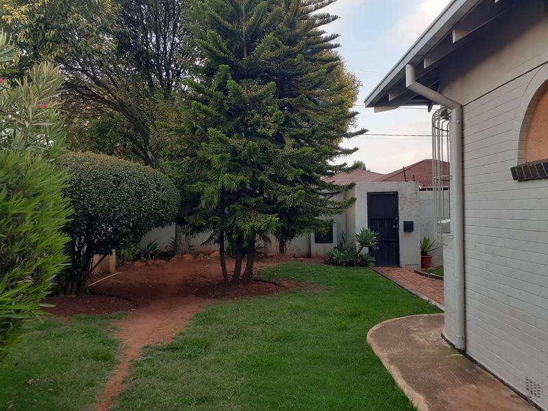 4 Bedroom Property for Sale in Sydenham Gauteng