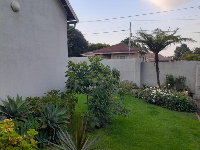 4 Bedroom Property for Sale in Sydenham Gauteng