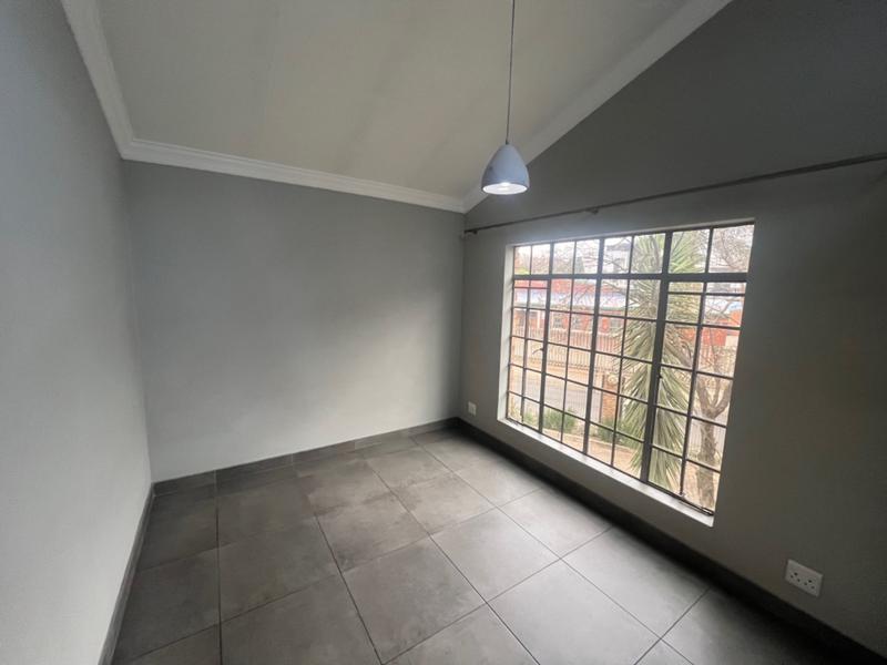 To Let 3 Bedroom Property for Rent in Brooklyn Gauteng