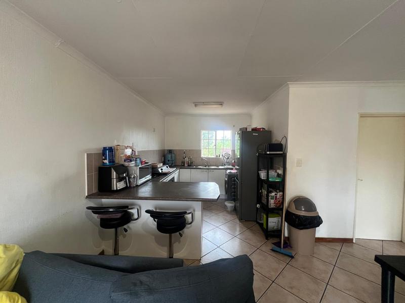 2 Bedroom Property for Sale in Helikonpark Gauteng