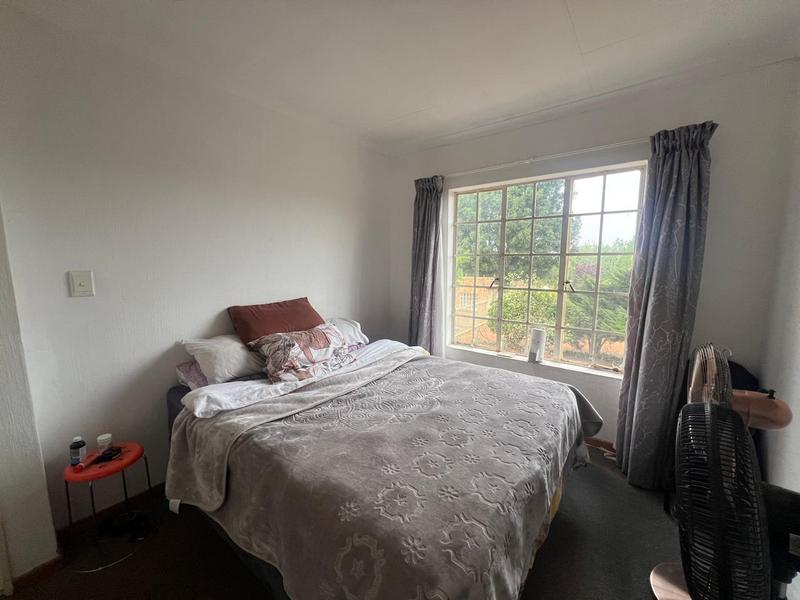 2 Bedroom Property for Sale in Helikonpark Gauteng